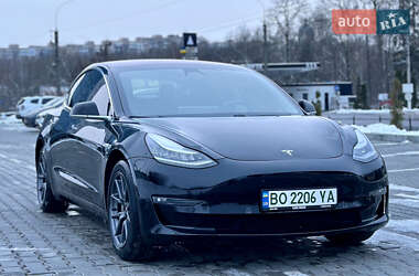 Седан Tesla Model 3 2018 в Тернополі