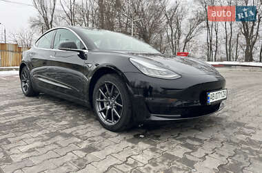 Седан Tesla Model 3 2018 в Виннице