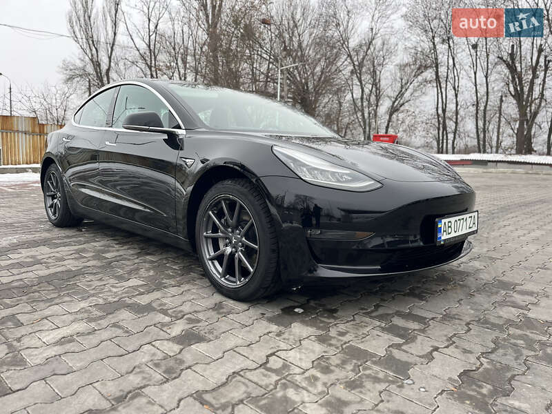 Tesla Model 3 2018
