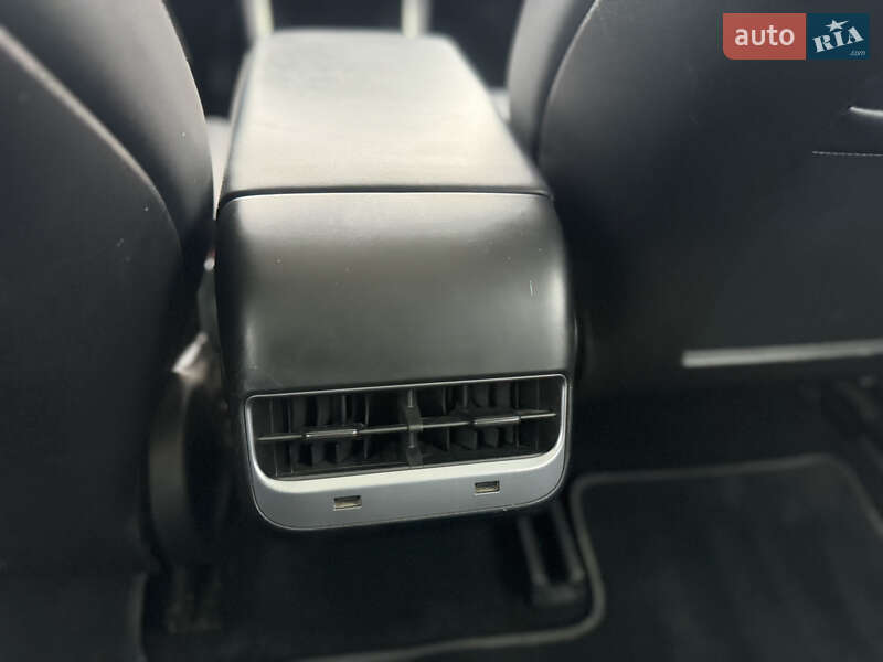 Седан Tesla Model 3 2018 в Ивано-Франковске фото 27 Седан Tesla Model 3 2018 в Ивано-Франковске