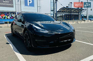 Седан Tesla Model 3 2022 в Києві