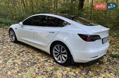 Седан Tesla Model 3 2018 в Вінниці