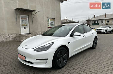 Седан Tesla Model 3 2023 в Луцьку