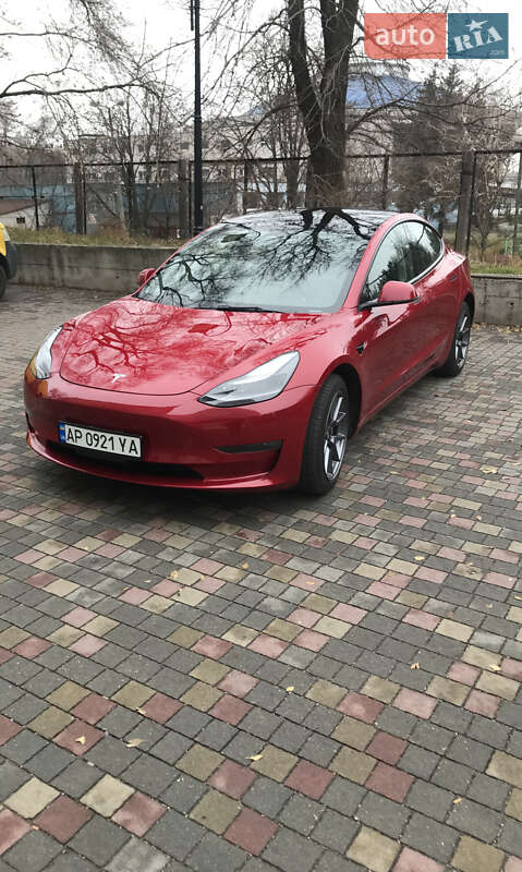 Tesla Model 3 2022