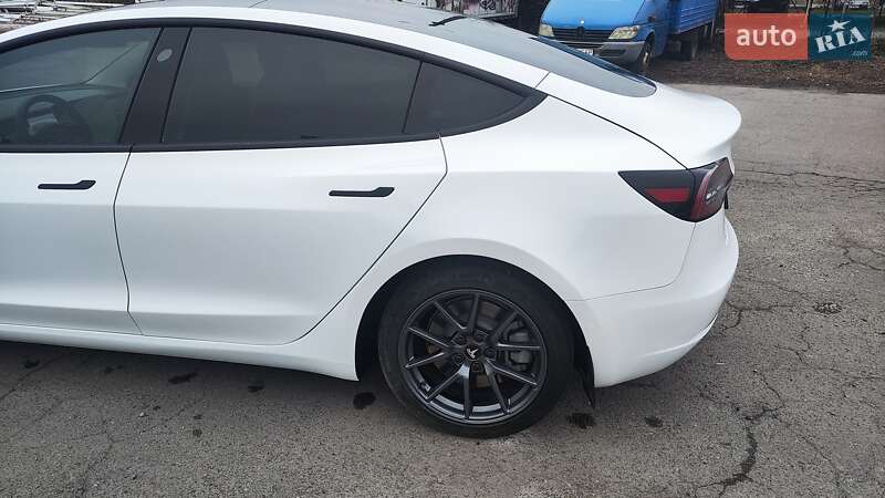 Седан Tesla Model 3 2020 в Одессе