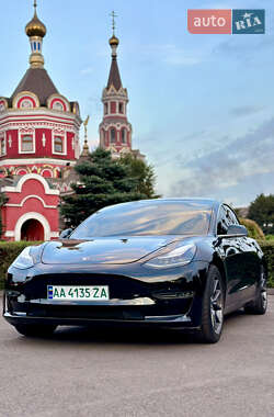 Седан Tesla Model 3 2018 в 