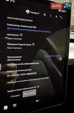 Седан Tesla Model 3 2019 в 