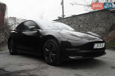 Седан Tesla Model 3 2019 в Вінниці