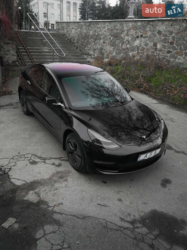 Седан Tesla Model 3 2019 в Вінниці