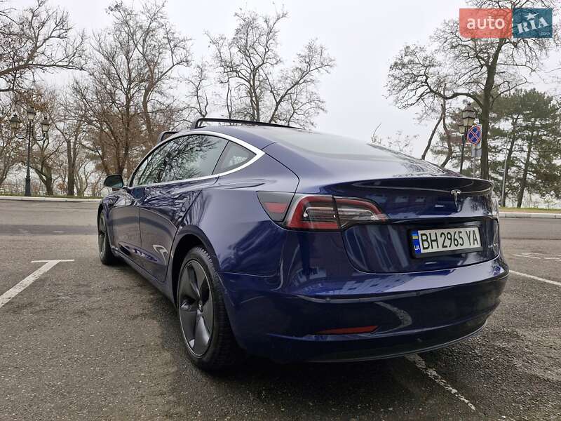 Седан Tesla Model 3 2018 в Одессе