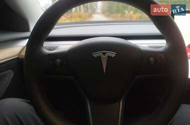 Седан Tesla Model 3 2022 в Киеве