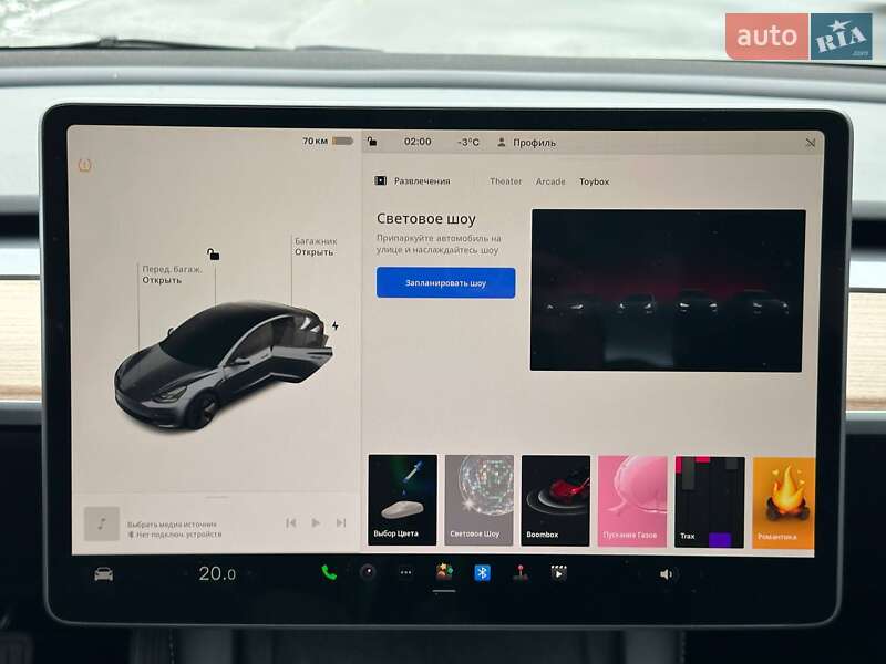 Седан Tesla Model 3 2023 в Рівному
