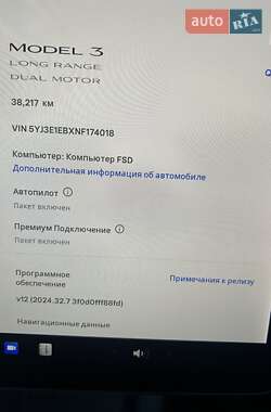 Седан Tesla Model 3 2022 в Києві