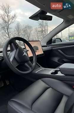 Седан Tesla Model 3 2022 в Виноградові