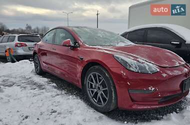 Седан Tesla Model 3 2023 в Львові