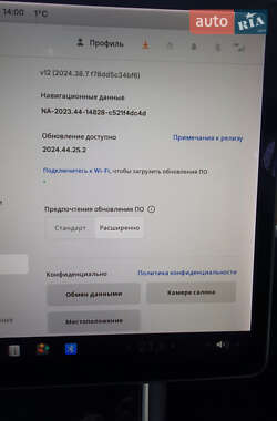 Седан Tesla Model 3 2020 в 