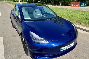 Седан Tesla Model 3 2019 в Києві