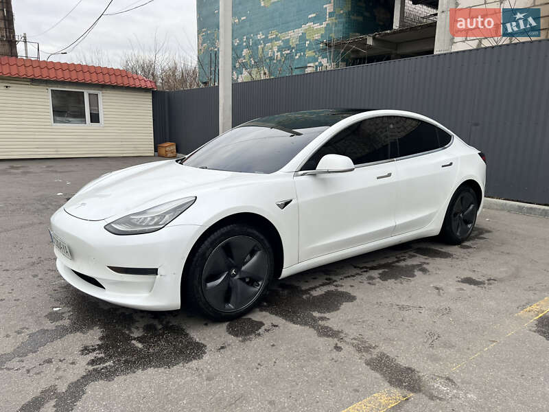 Седан Tesla Model 3 2019 в Днепре