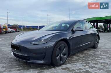 Седан Tesla Model 3 2021 в Львове