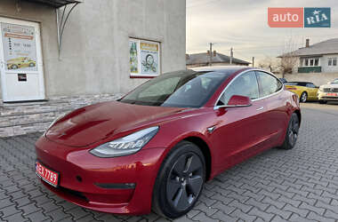 Седан Tesla Model 3 2019 в Луцьку