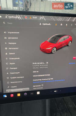 Седан Tesla Model 3 2024 в Киеве