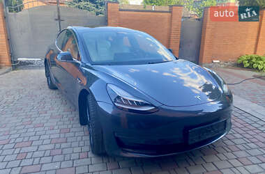 Седан Tesla Model 3 2018 в 