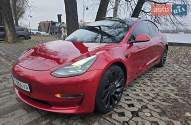 Седан Tesla Model 3 2021 в Києві