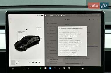 Седан Tesla Model 3 2022 в Києві