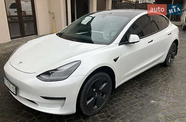 Седан Tesla Model 3 2022 в Буську