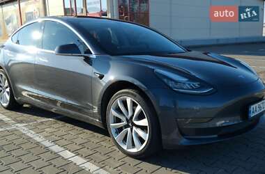 Седан Tesla Model 3 2018 в Киеве