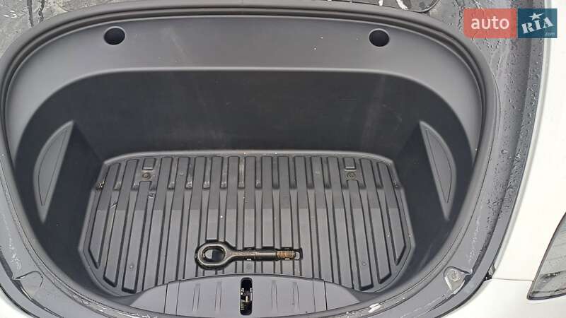Седан Tesla Model 3 2023 в Миколаєві фото 11 Седан Tesla Model 3 2023 в Миколаєві