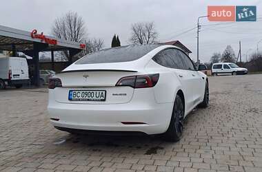 Седан Tesla Model 3 2023 в Николаеве