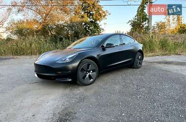 Седан Tesla Model 3 2020 в Львові