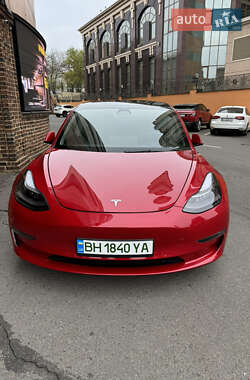 Седан Tesla Model 3 2022 в Одессе