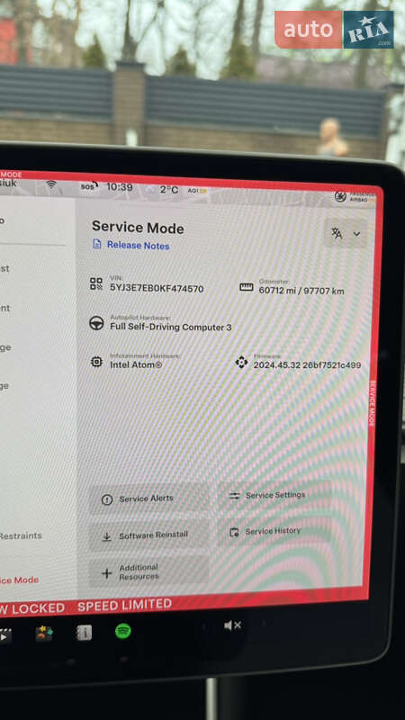 Седан Tesla Model 3 2019 в 