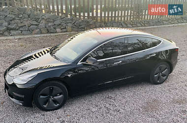 Седан Tesla Model 3 2018 в 