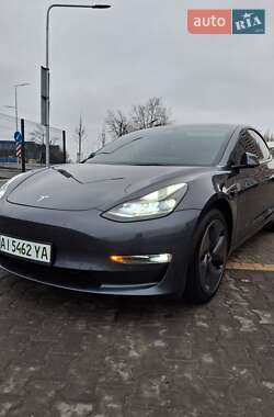 Седан Tesla Model 3 2022 в Києві