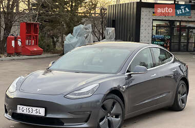 Седан Tesla Model 3 2019 в Тернополі