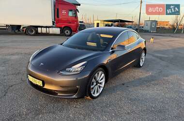 Седан Tesla Model 3 2019 в Миронівці