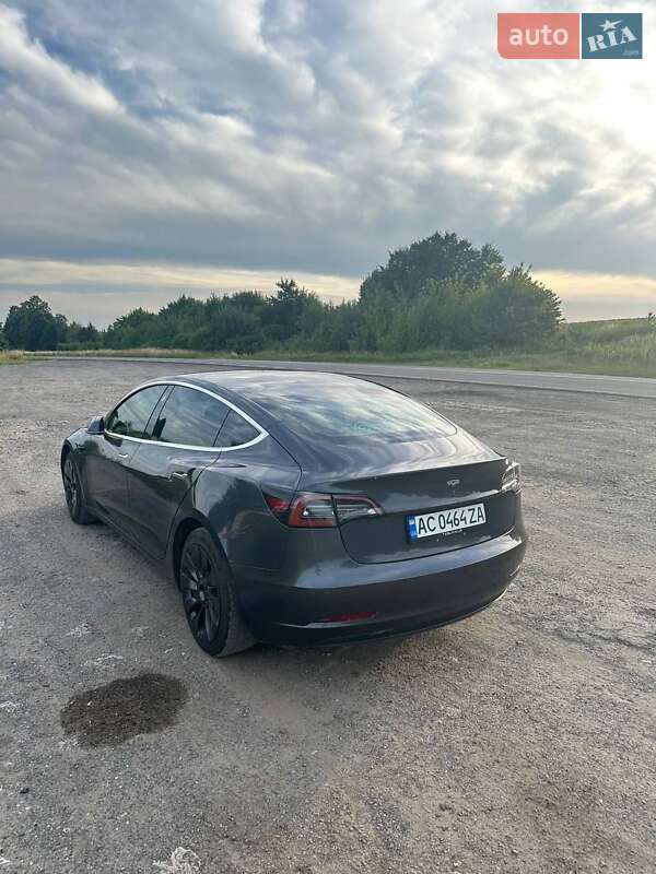 Седан Tesla Model 3 2018 в Луцьку фото 2 Седан Tesla Model 3 2018 в Луцьку