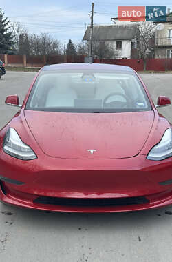 Седан Tesla Model 3 2017 в Івано-Франківську