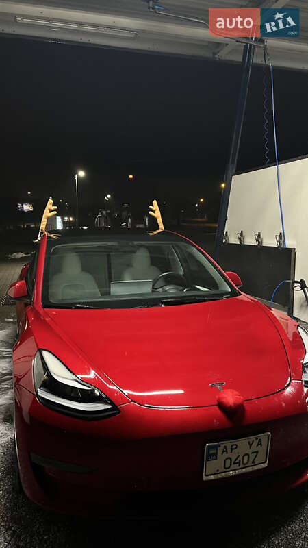 Седан Tesla Model 3 2022 в Ужгороде фото 8 Седан Tesla Model 3 2022 в Ужгороде