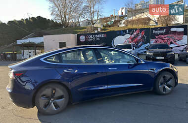 Седан Tesla Model 3 2018 в Одесі