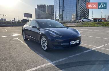 Седан Tesla Model 3 2022 в Києві