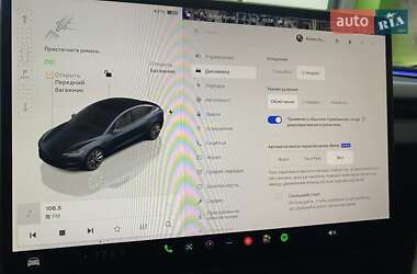 Седан Tesla Model 3 2024 в Киеве