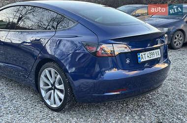 Седан Tesla Model 3 2018 в 