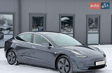 Седан Tesla Model 3 2019 в Тернополі