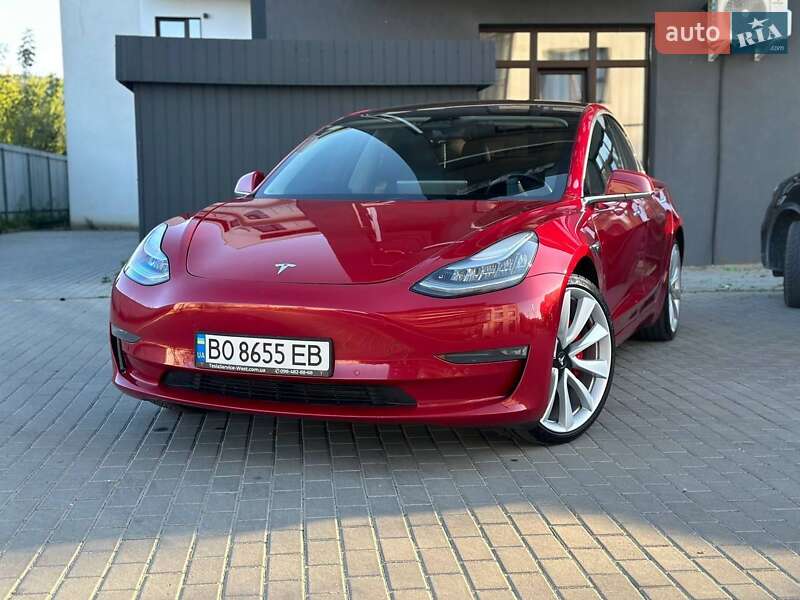 Tesla Model 3 2018