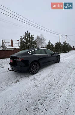 Седан Tesla Model 3 2020 в Рівному