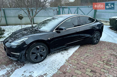 Седан Tesla Model 3 2018 в Житомирі